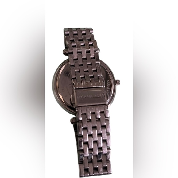 Michael Kors Darci Three-Hand Silver-Tone Stainless Steel Watch (Model: MK3190) - Picture 15 of 16
